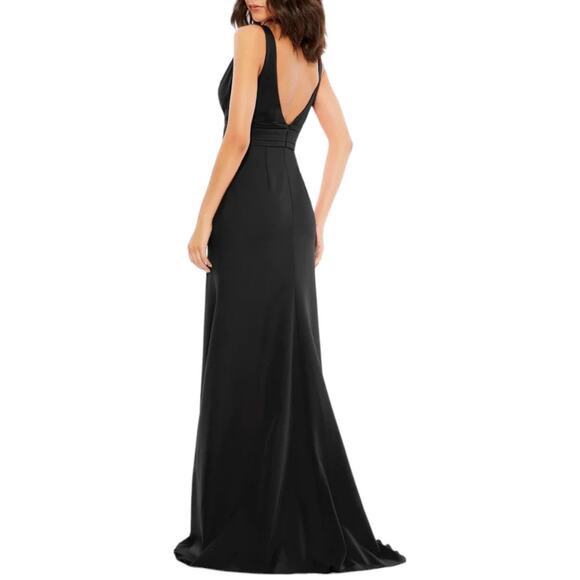 Mac Duggal Black Bow Shoulder Deep V-Neck Floor Train Gown - Picture 2 of 3